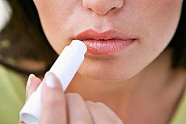 Can Chapped Lips Cause Cold Sores?