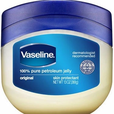 Will Vaseline prevent the lips from chapping?