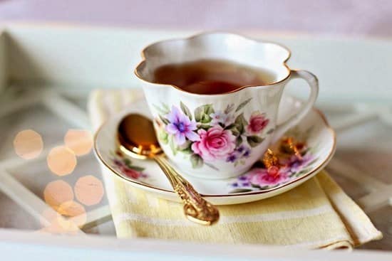 How to use licorice tea for cold sore prevention