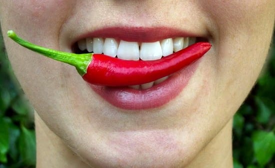 Can spicy meals cause cold sores?